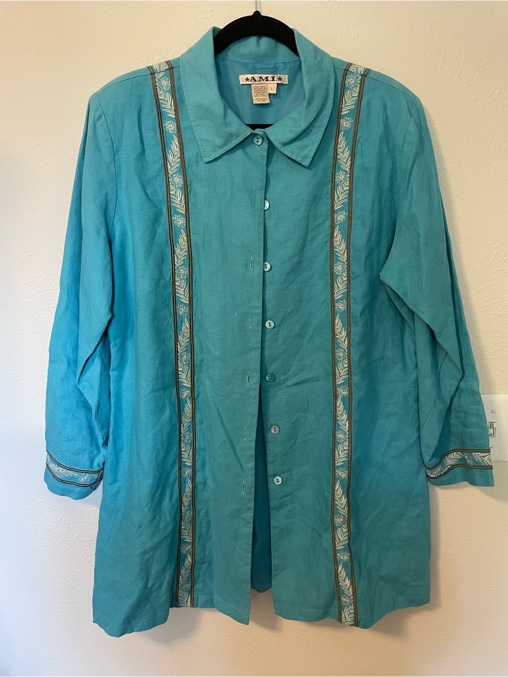 Vintage A.M.I Sky Blue Linen Embroidered Fancy Bohemian Coat Size L